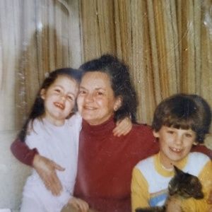 Meet your Posher, Lori